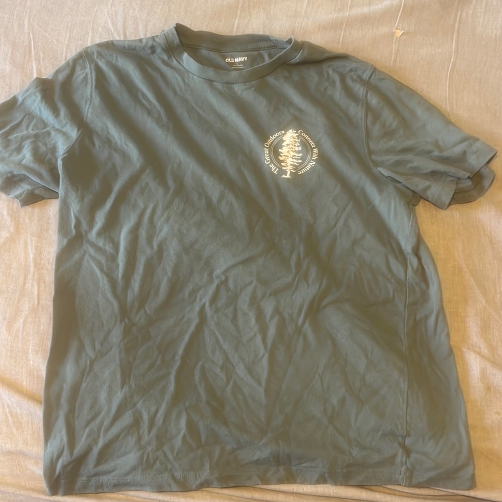 Old Navy Great Outdoors Tshirt